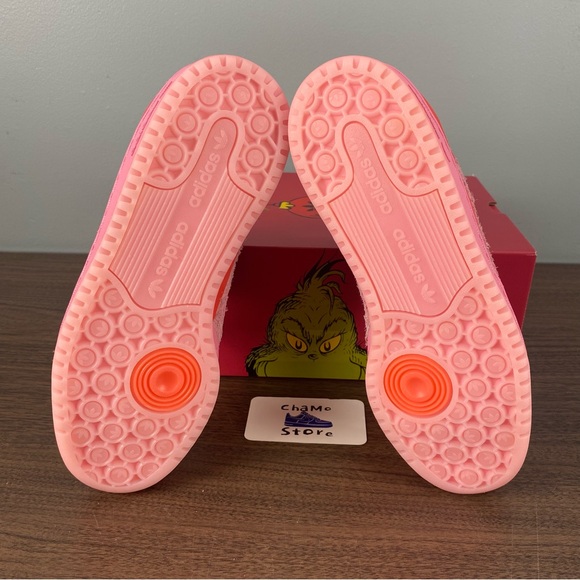 adidas Originals The Grinch  Forum Low CL Pink Suede ID8895 Women's Sz - Picture 7 of 12